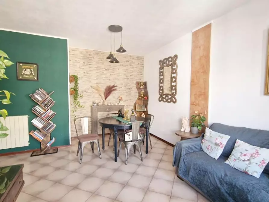 Immagine 5 di Mansarda in vendita  a Viareggio