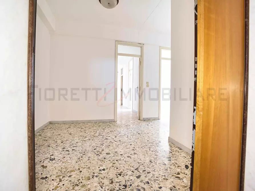 Immagine 2 di Appartamento in vendita  a Piombino