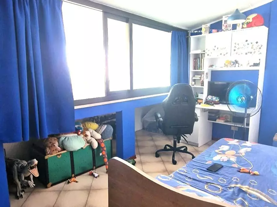 Immagine 21 di Appartamento in vendita  a Viareggio