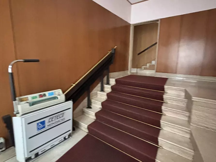 Immagine 11 di Appartamento in vendita  a Torino