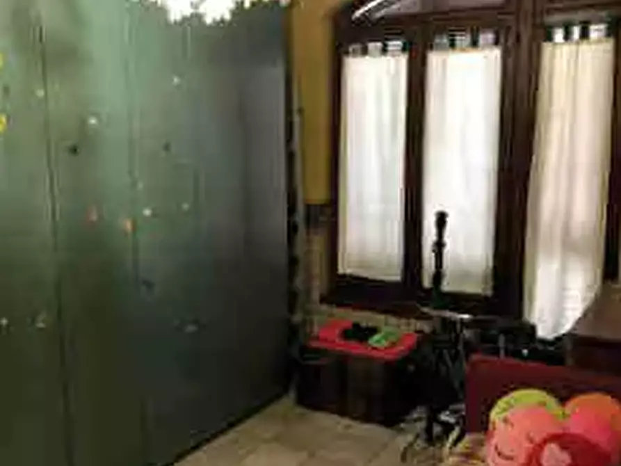 Immagine 15 di Palazzo in vendita  a Vallo Torinese