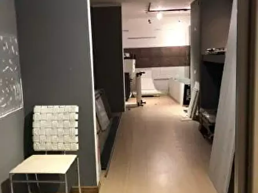 Immagine 10 di Palazzo in vendita  a Vallo Torinese