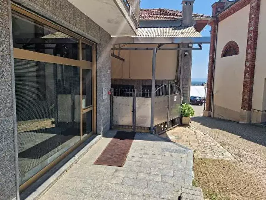Immagine 6 di Palazzo in vendita  a Vallo Torinese