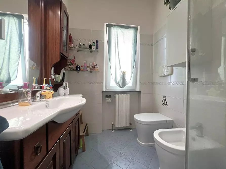 Immagine 21 di Casa indipendente in vendita  a Santa Maria A Monte