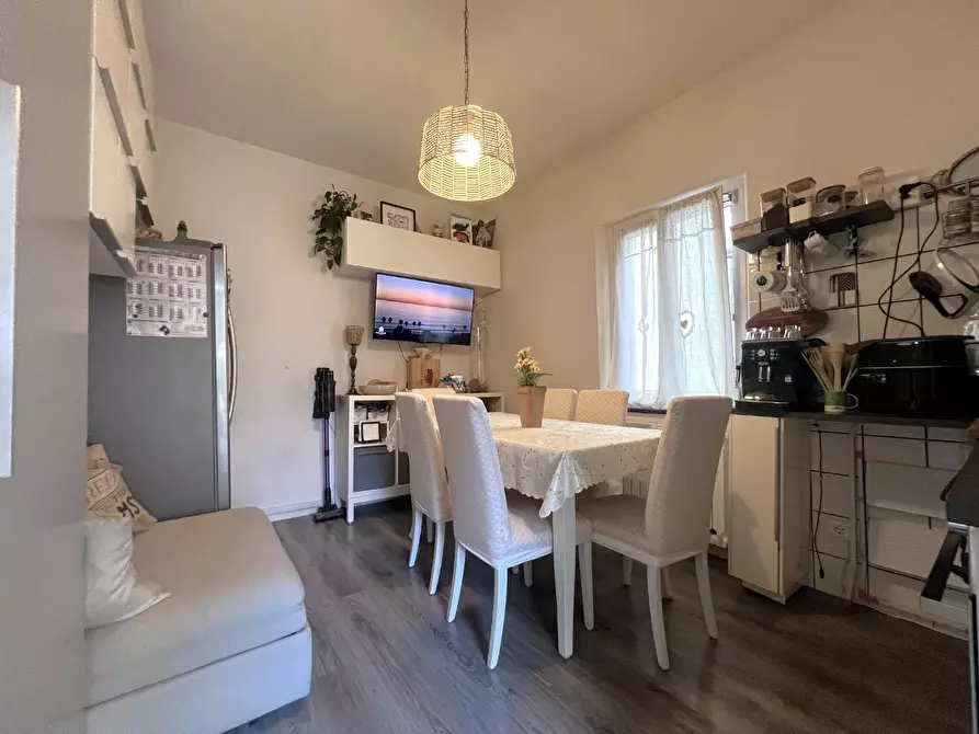 Immagine 6 di Casa indipendente in vendita  a Santa Maria A Monte