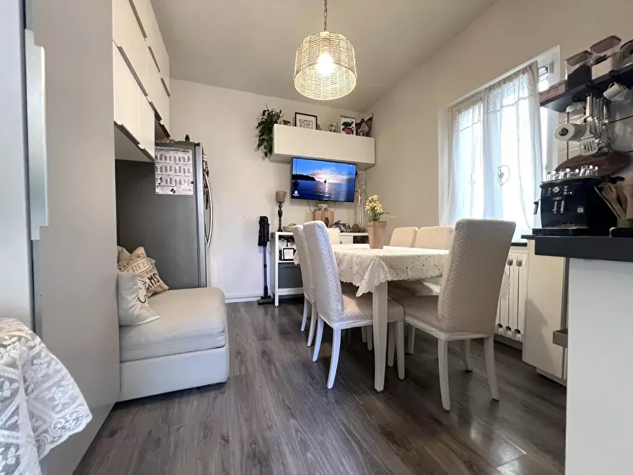 Immagine 7 di Casa indipendente in vendita  a Santa Maria A Monte
