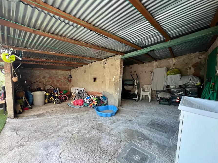 Immagine 24 di Casa indipendente in vendita  a Santa Maria A Monte