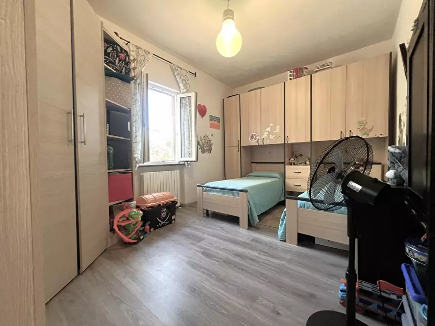 Immagine 13 di Casa indipendente in vendita  a Santa Maria A Monte