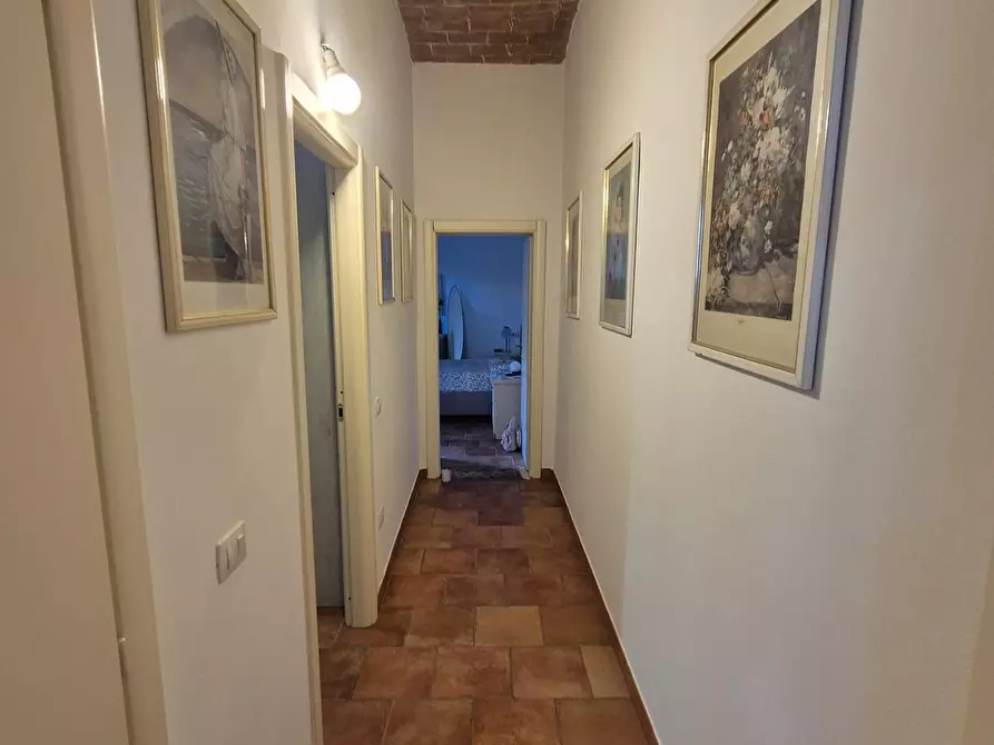 Immagine 2 di Appartamento in vendita  a Suvereto
