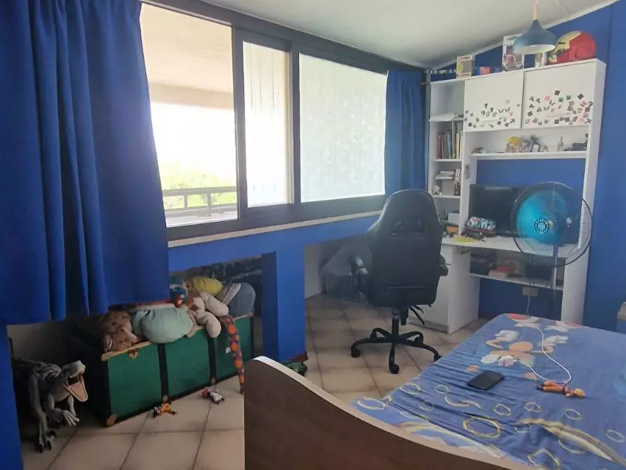 Immagine 13 di Appartamento in vendita  a Viareggio