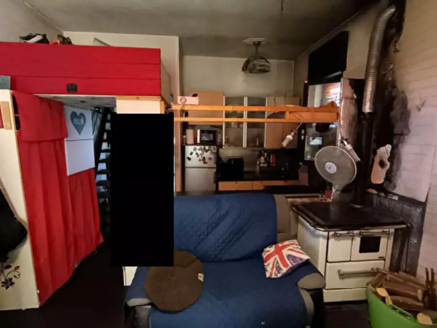 Immagine 4 di Casa indipendente in vendita  a Forno Canavese