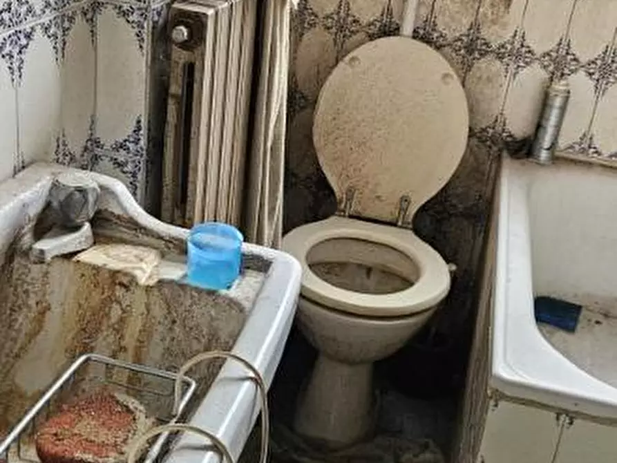Immagine 12 di Appartamento in vendita  a Torino