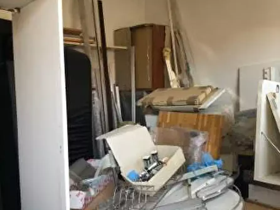 Immagine 12 di Palazzo in vendita  a Vallo Torinese