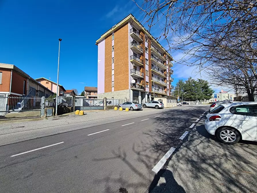 Immagine 4 di Magazzino in vendita  a Pianezza
