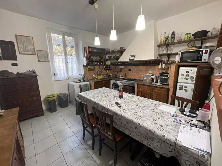 Immagine 5 di Casa semindipendente in vendita  a Ortonovo