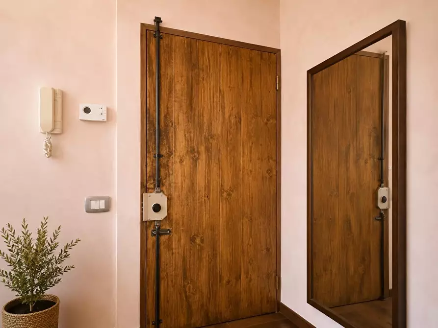 Immagine 6 di Appartamento in vendita  a Siena