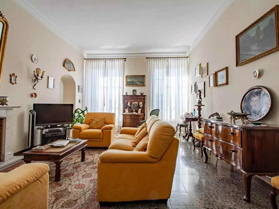 Immagine 4 di Appartamento in vendita  a Pisa