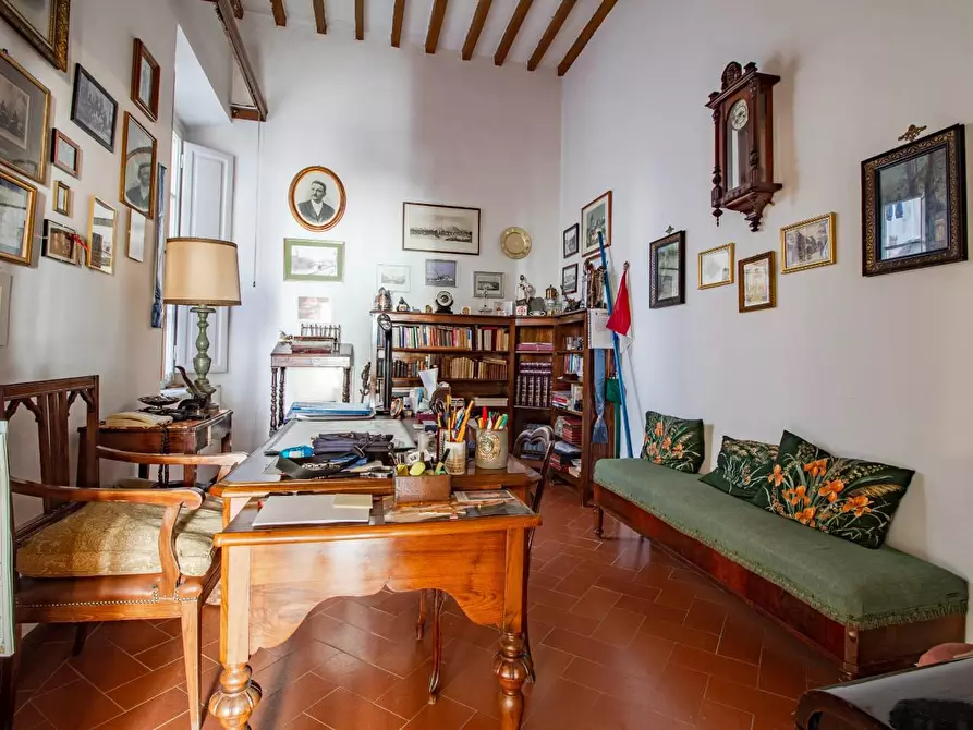 Immagine 13 di Appartamento in vendita  a Pisa