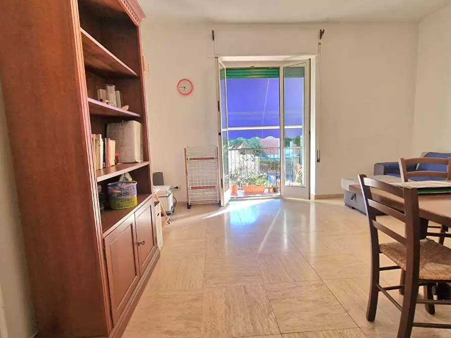 Immagine 2 di Appartamento in vendita  a Carrara
