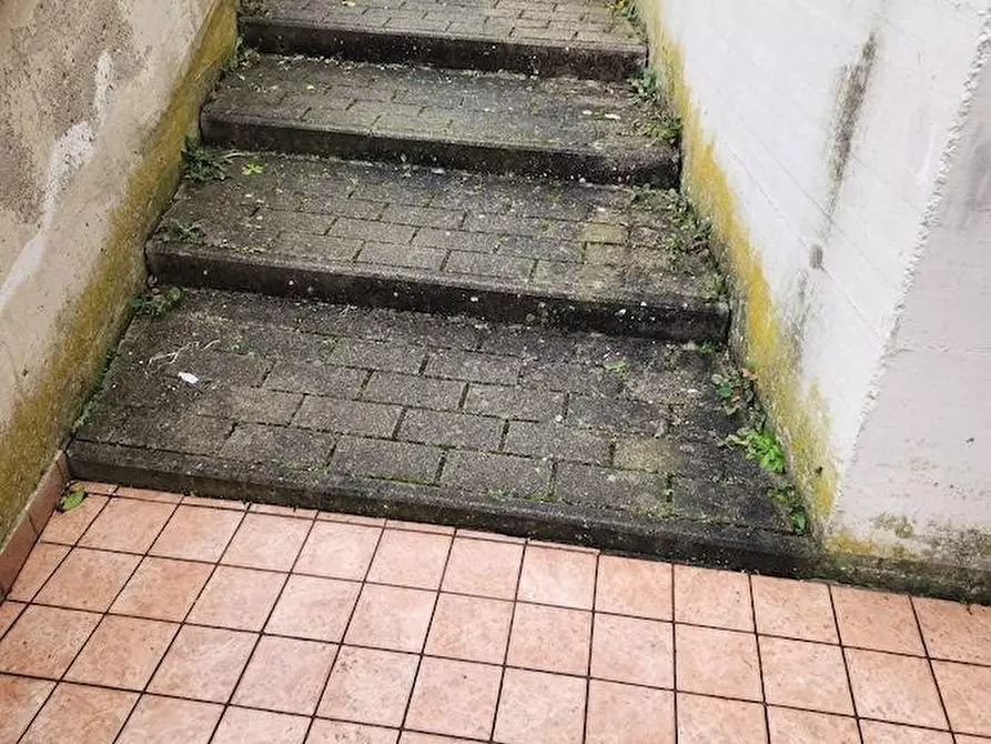 Immagine 10 di Appartamento in affitto  a Santa Maria A Monte