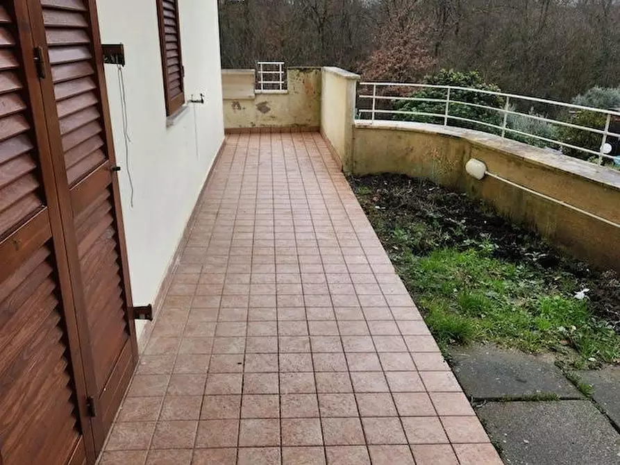 Immagine 9 di Appartamento in affitto  a Santa Maria A Monte
