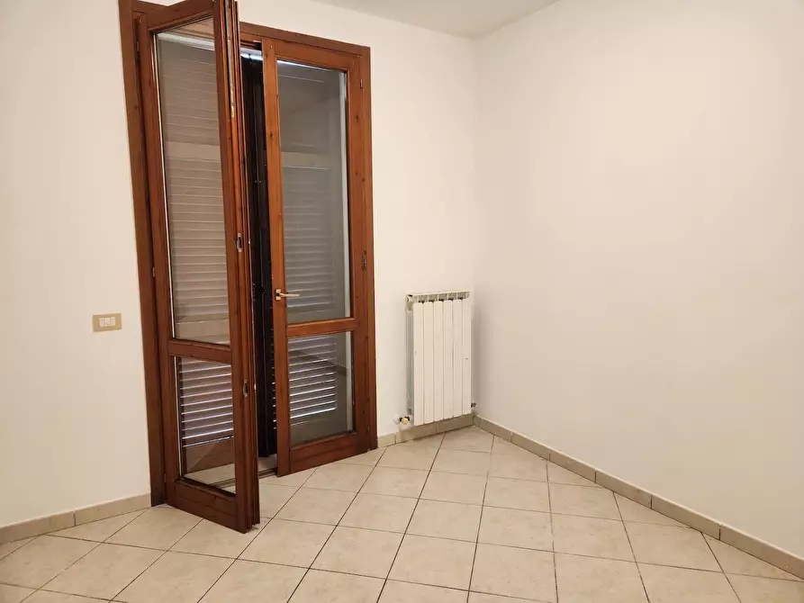 Immagine 9 di Appartamento in vendita  a Santa Maria A Monte