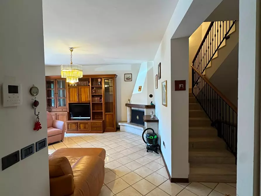 Immagine 4 di Casa bifamiliare in vendita  a Pisa
