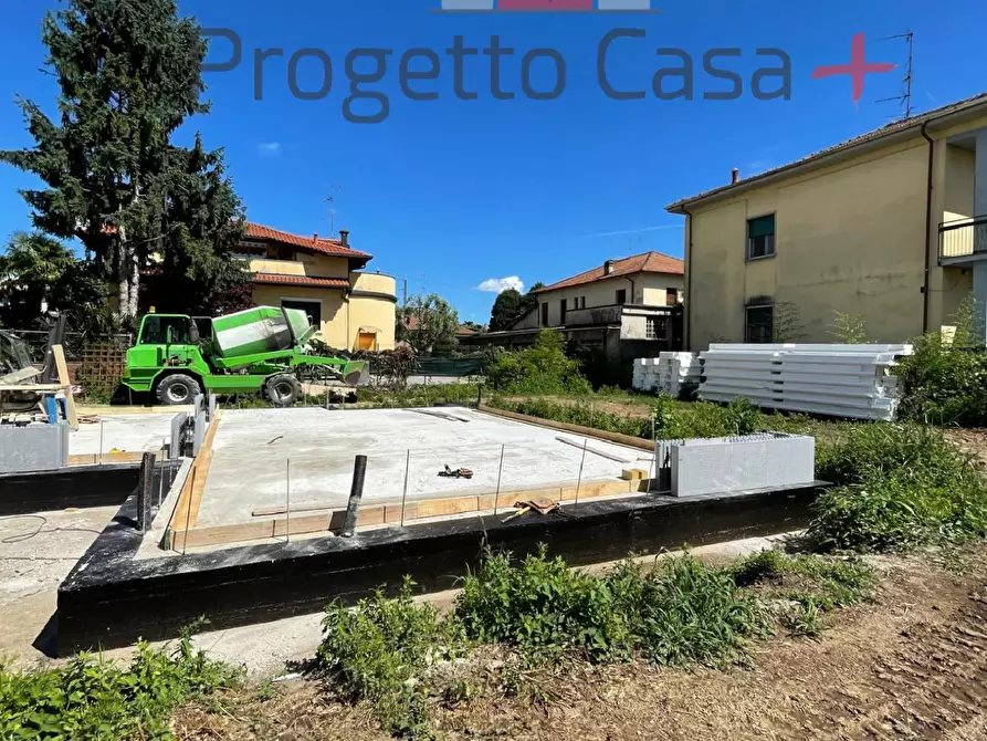 Immagine 20 di Casa indipendente in vendita  a Samarate