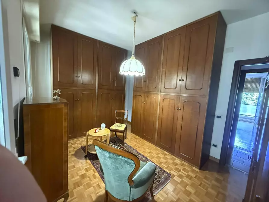 Immagine 11 di Appartamento in vendita  a Livorno