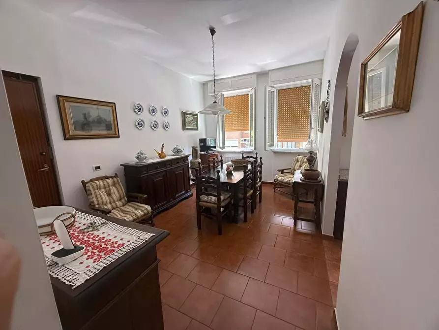 Immagine 6 di Appartamento in vendita  a Livorno