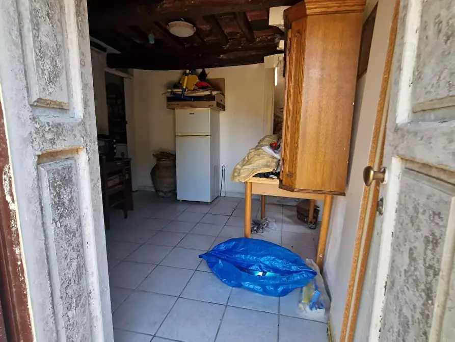 Immagine 37 di Casa semindipendente in vendita  a Ortonovo