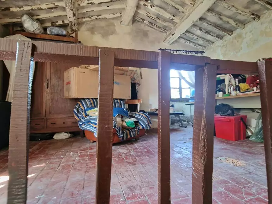 Immagine 34 di Casa semindipendente in vendita  a Ortonovo