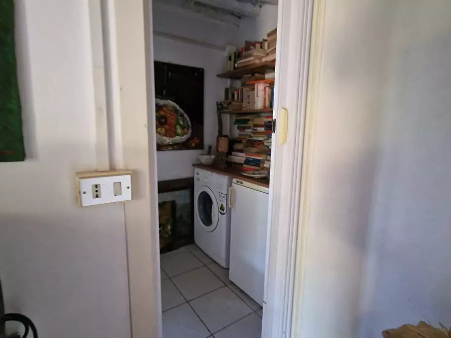 Immagine 27 di Casa semindipendente in vendita  a Ortonovo