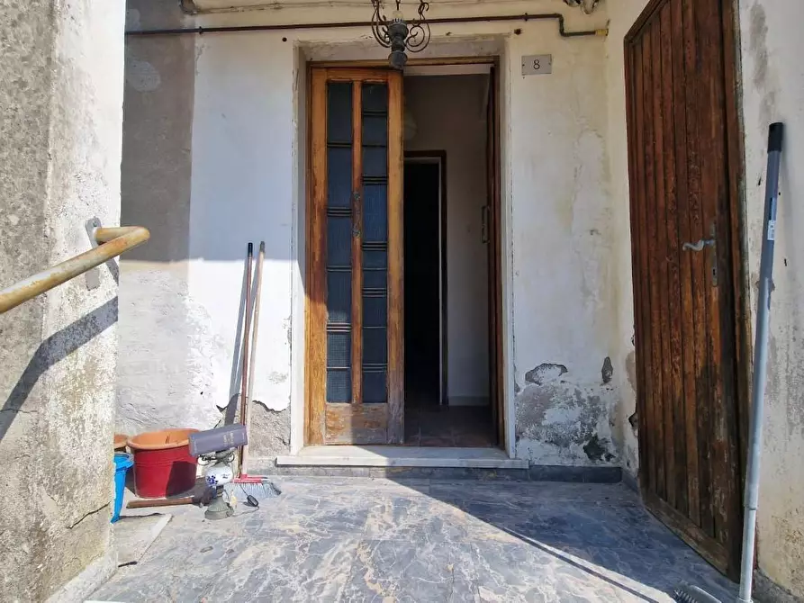 Immagine 22 di Casa semindipendente in vendita  a Ortonovo