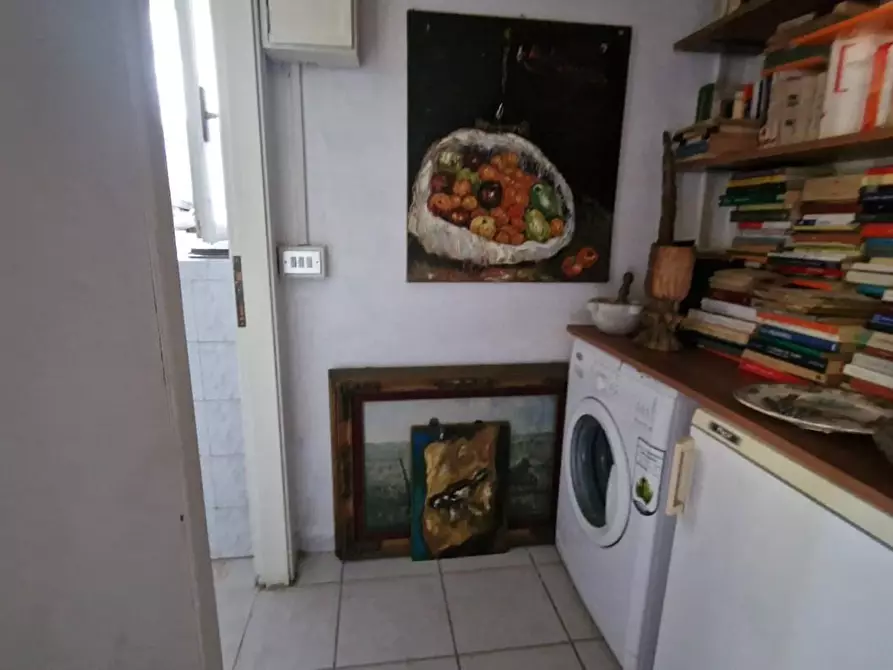 Immagine 26 di Casa semindipendente in vendita  a Ortonovo