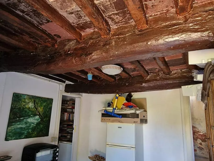 Immagine 38 di Casa semindipendente in vendita  a Ortonovo