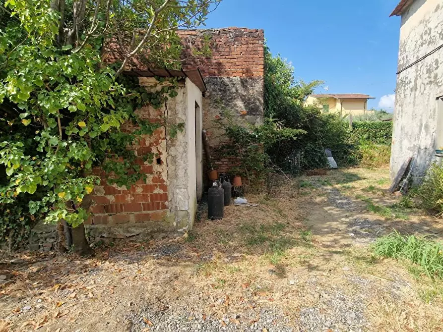 Immagine 20 di Casa semindipendente in vendita  a Ortonovo