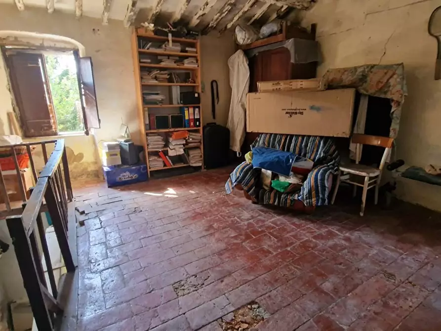 Immagine 35 di Casa semindipendente in vendita  a Ortonovo