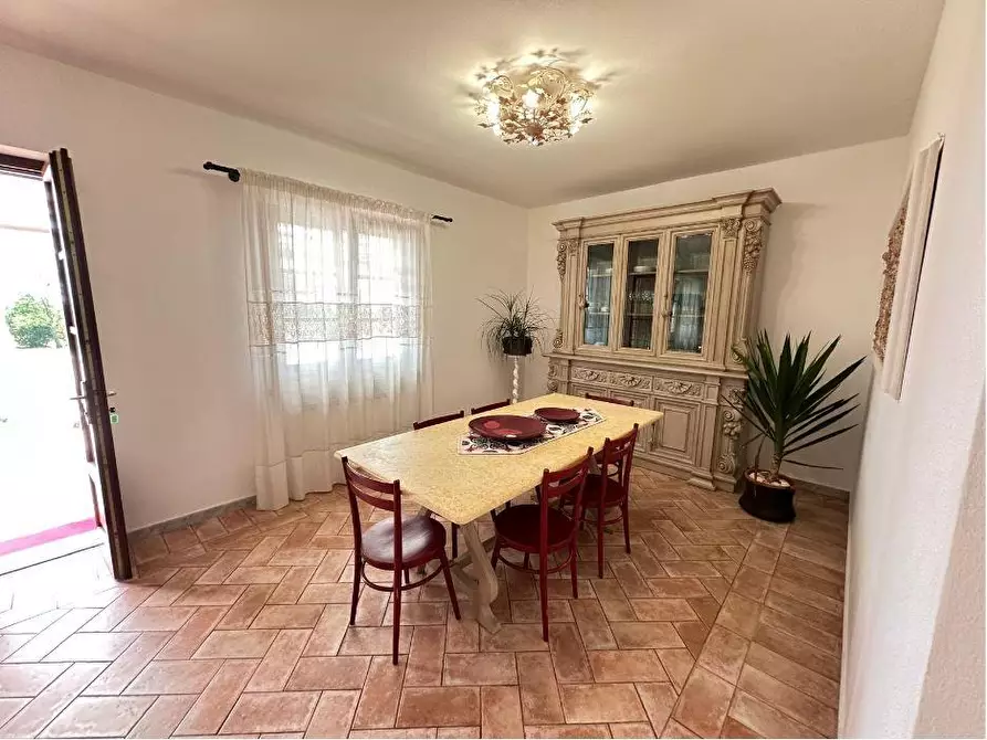 Immagine 22 di Villa in vendita  a Pietrasanta