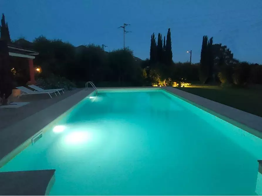 Immagine 62 di Villa in vendita  a Pietrasanta