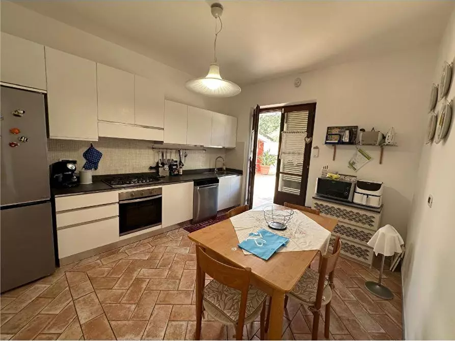 Immagine 24 di Villa in vendita  a Pietrasanta