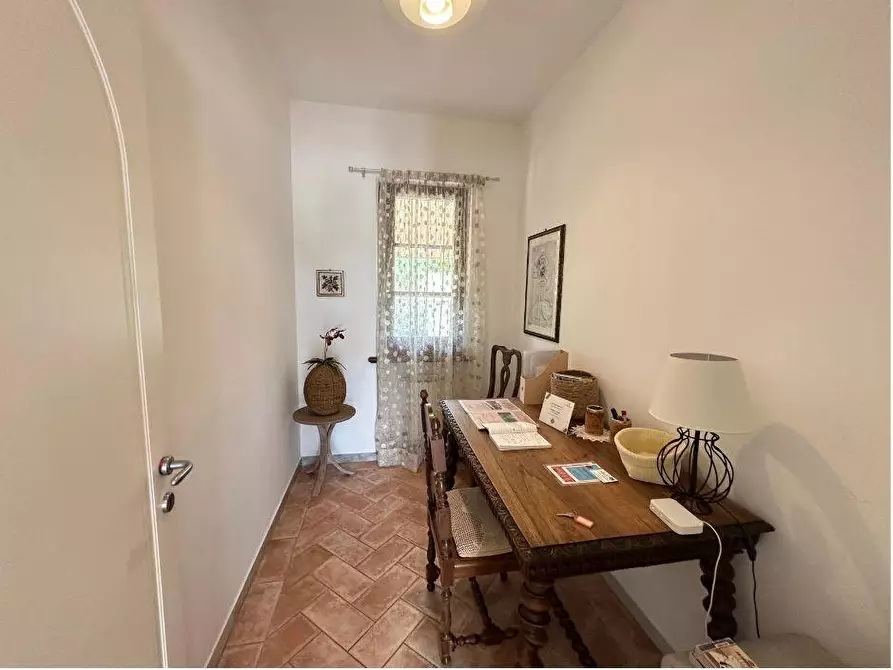 Immagine 27 di Villa in vendita  a Pietrasanta