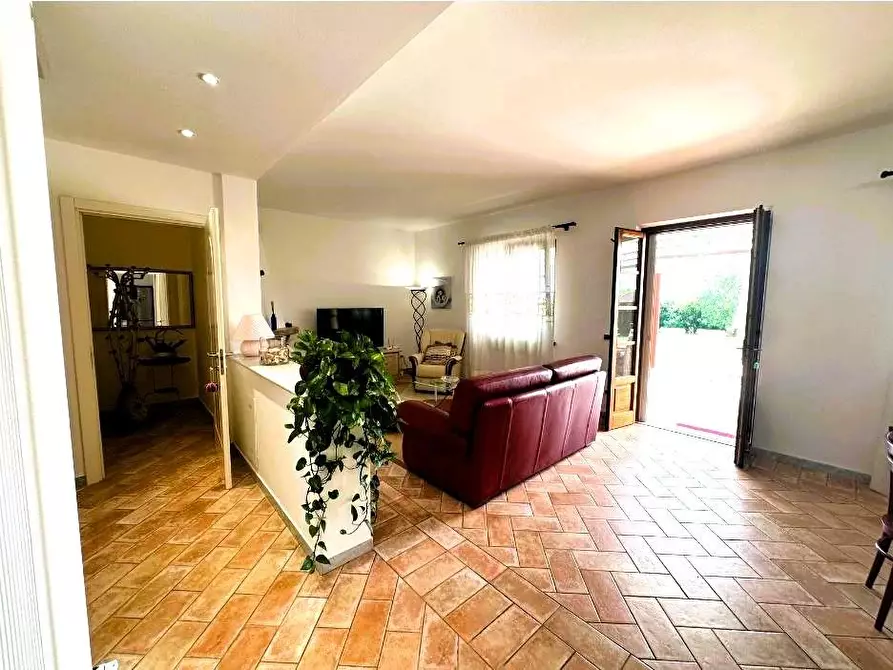 Immagine 26 di Villa in vendita  a Pietrasanta