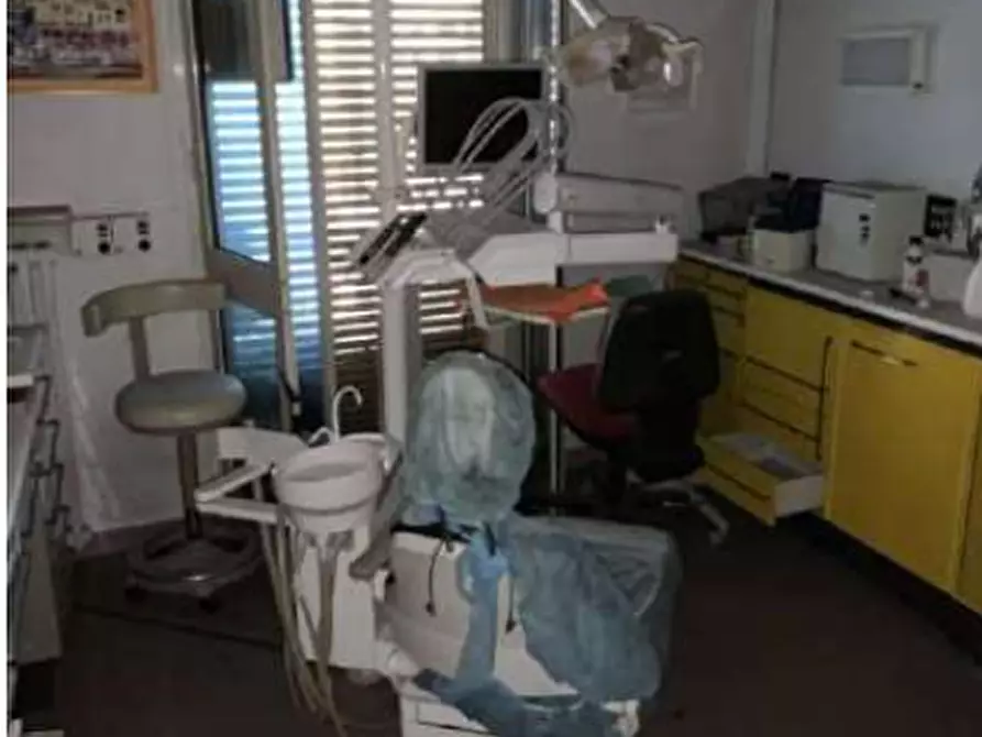 Immagine 1 di Ufficio in vendita  a Torino
