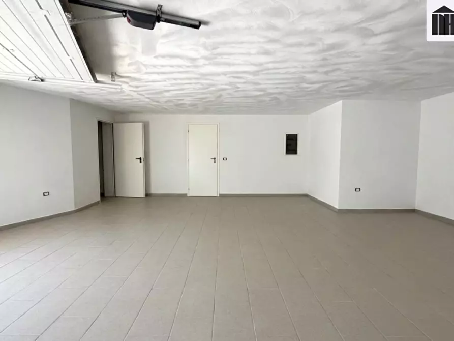 Immagine 22 di Appartamento in vendita  a Santa Croce Sull'arno