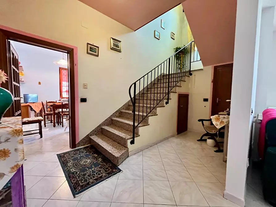 Immagine 10 di Casa semindipendente in vendita  a Lamporecchio