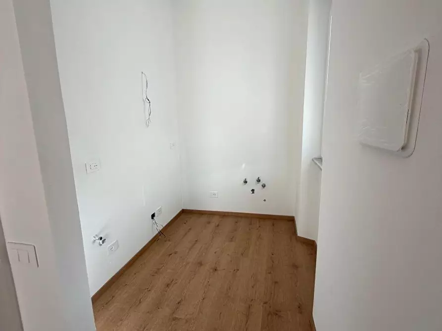 Immagine 8 di Appartamento in vendita  a Sarzana