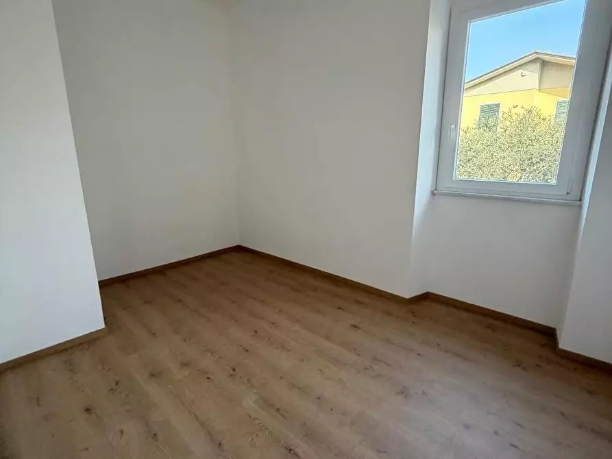 Immagine 7 di Appartamento in vendita  a Sarzana