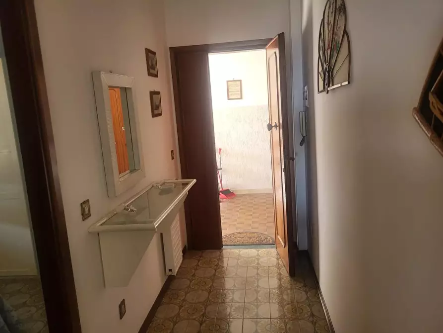 Immagine 18 di Appartamento in vendita  a Carrara