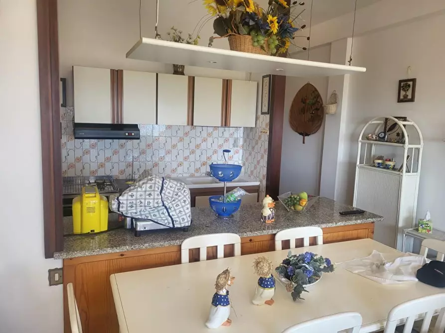 Immagine 8 di Appartamento in vendita  a Carrara